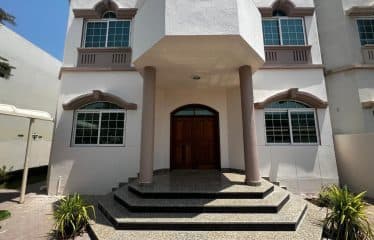 4 BHK Villa in Al Garhoud for Rent